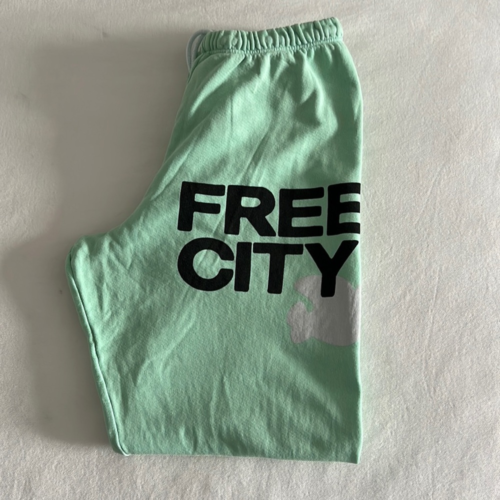 Freecity Sweatpants